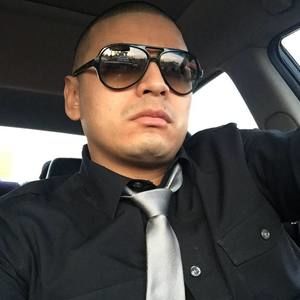 Meet your Posher, Carlos